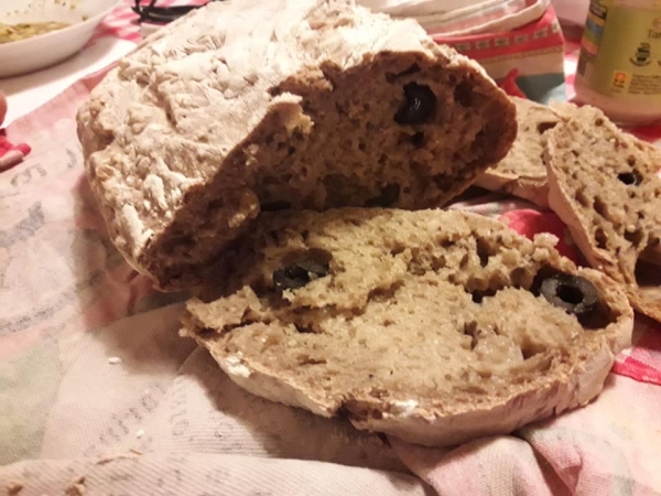 Pane ai 7 cereali con olive