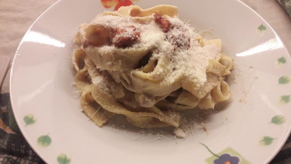 Pappardelle salsiccia e crema di fagioli