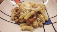 Fusilli ceci e guanciale
