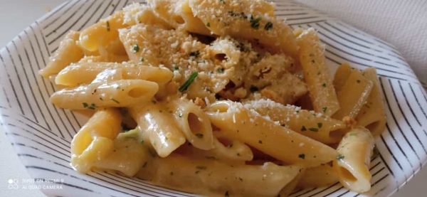 Pennette zucchine e uova