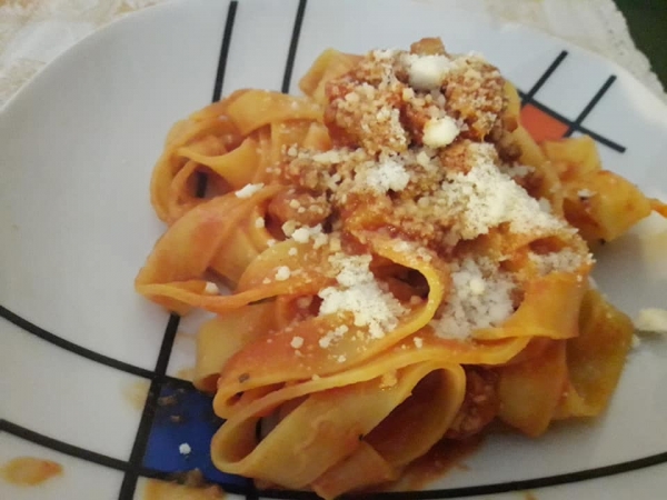 Pappardelle al rag&ugrave;