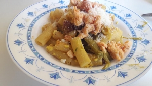 Rigatoni guanciale, asparagi e cremetta di formaggio